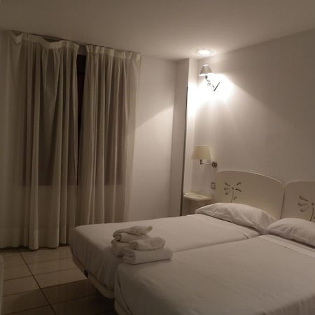 Hostal Sierra 산세바스티안데레예스 외부 사진